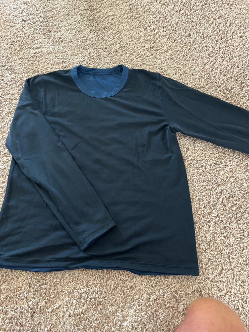 Lululemon Classic Long Sleeve Tee in Dark Navy/Royal reversible